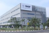 BASF donates over 100 million protective masks